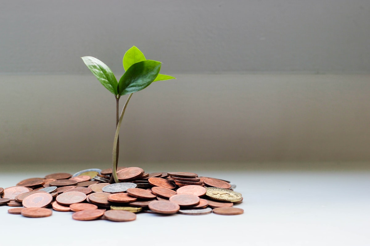 UK car buyer considering a finance deposit — cash savings and part-exchange equity both reduce the amount financed